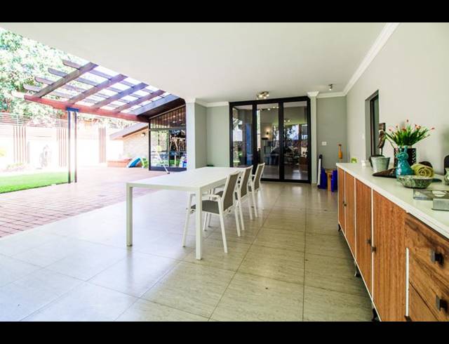 4 BEDROOM HOUSE FOR SALE IN BROOKLYN